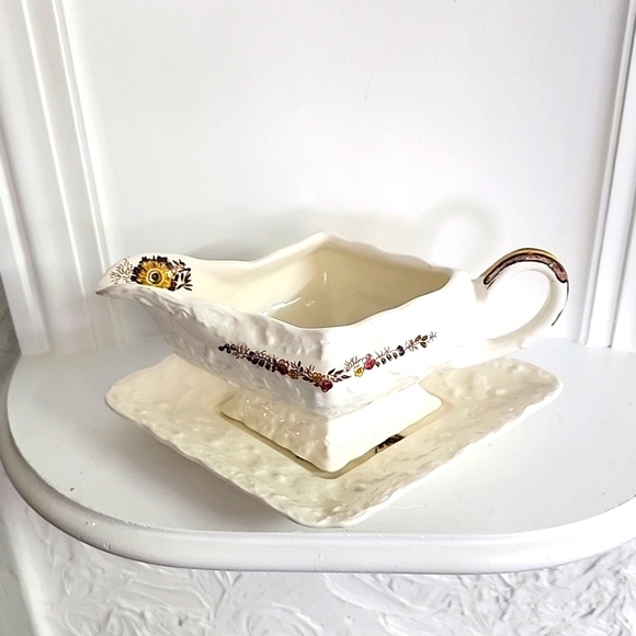 GRAVY BOAT BY Friarswood Mason's England is a valuable antique rare - Picture 2 of 7